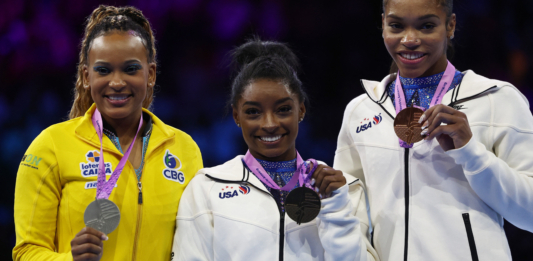 Rebeca Andrade brilha e conquista medalha de prata no Mundial de Ginástica Artística – Confira o resultado incrível!