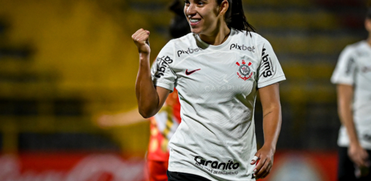 Corinthians e Internacional goleiam e garantem vaga nas quartas de final da Libertadores feminina!