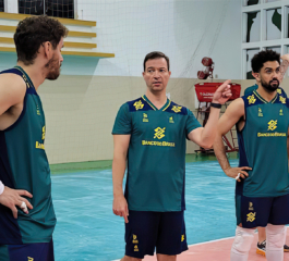 Giuliano Ribas, o Juba, assume como técnico da seleção masculina de vôlei nos Jogos Pan-Americanos de Santiago